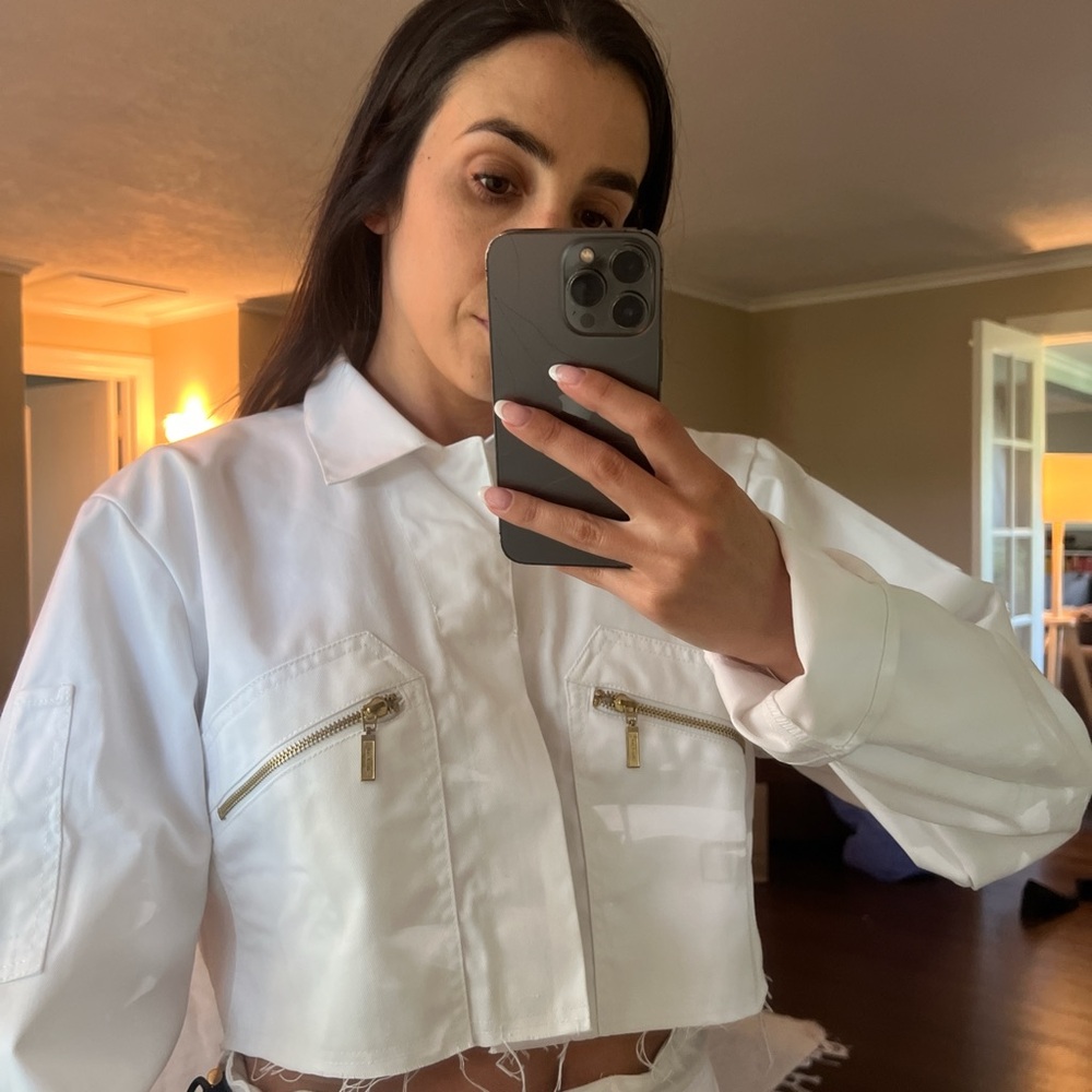 Studio Ü white cropped jacket/shirt